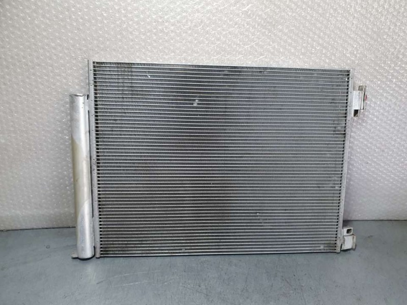 Recambio de condensador / radiador aire acondicionado para renault clio v business referencia OEM IAM 921005FA0A T56842AC VALEO