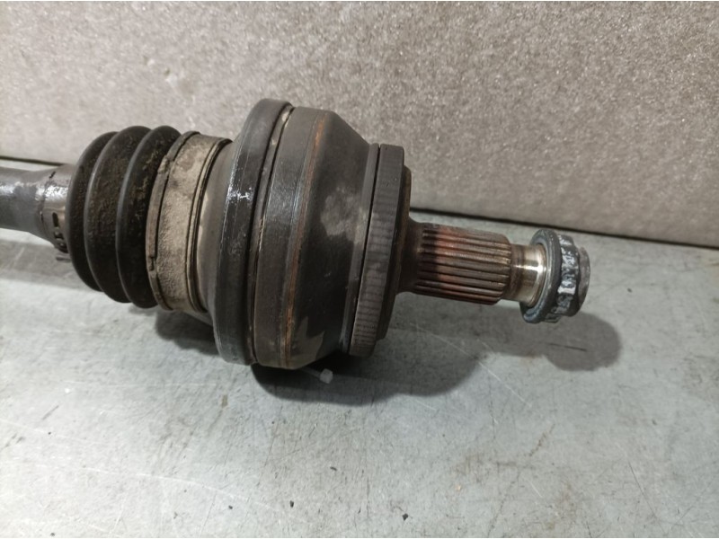 Recambio de transmision trasera izquierda para mercedes-benz clase c (w204) berlina c 220 cdi (204.008) referencia OEM IAM A2043