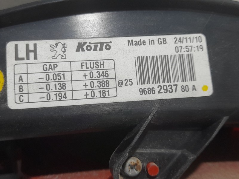 Recambio de piloto trasero izquierdo para peugeot 508 i (8d_) 2.0 hdi referencia OEM IAM 9686293780A  KOITO