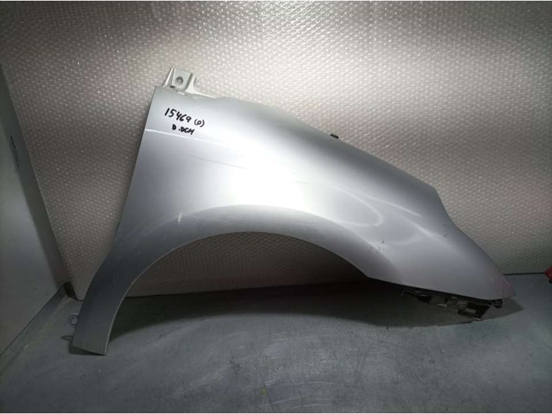 Recambio de aleta delantera derecha para citroën c4 berlina exclusive referencia OEM IAM 7841S2  