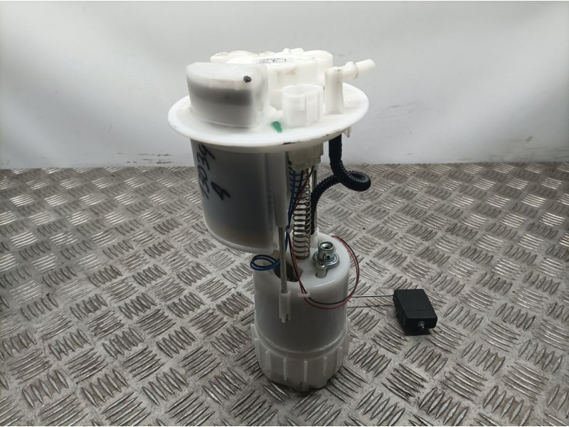 Recambio de aforador para peugeot 108 top allure referencia OEM IAM 770200H041  AISAN