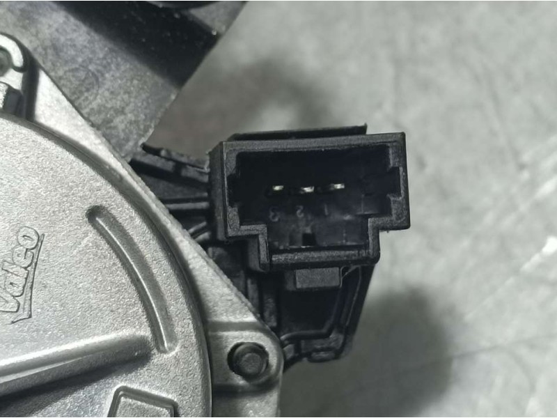 Recambio de motor limpia trasero para dacia lodgy ambiance referencia OEM IAM 287102467R W000029654 VALEO