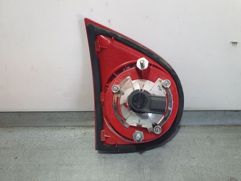 Recambio de piloto trasero derecho para volkswagen golf v berlina (1k1) highline referencia OEM IAM 1K6945094E  INTERIOR