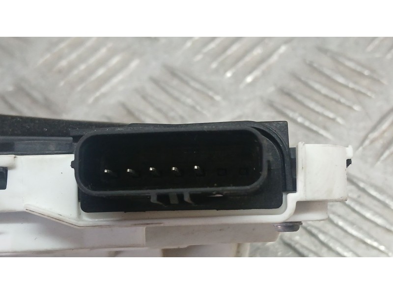 Recambio de cerradura puerta delantera izquierda para mg mg 3 (5lfp) mg3 1.5 referencia OEM IAM 11341604  