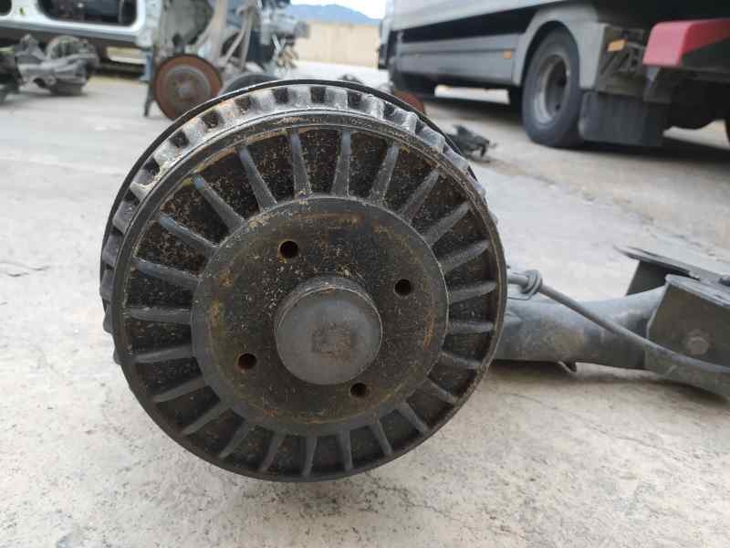 Recambio de puente trasero para dacia lodgy ambiance referencia OEM IAM 555117070R  TAMBOR , 4 TORNILLOS , C/N ABS