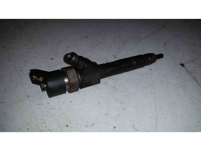 Recambio de inyector para renault laguna ii (bg0) 1.9 dci diesel cat referencia OEM IAM 0445110110B 8200100272 
