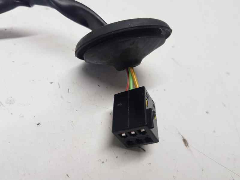 Recambio de retrovisor derecho para opel corsa d cosmo referencia OEM IAM   3 CABLES