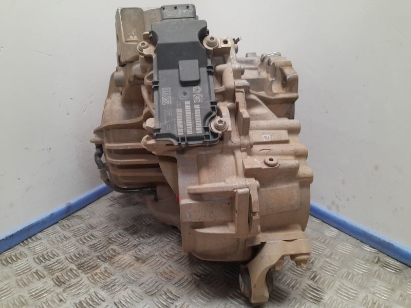 Recambio de caja cambios para jeep cherokee kl longitude referencia OEM IAM P68257270AA 50050046 AUTOMATICA