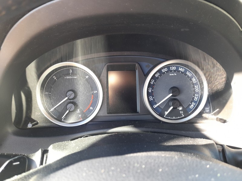 Recambio de cuadro instrumentos para toyota auris (_e18_) 1.4 d-4d (nde180_) referencia OEM IAM 838000ZW01  