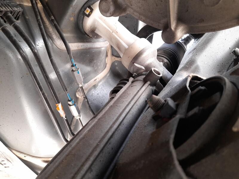 Recambio de cremallera direccion para ssangyong tivoli 1.2 referencia OEM IAM 4650035001 MECANICA 