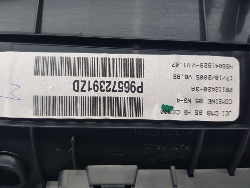Recambio de cuadro instrumentos para citroën c4 berlina exclusive referencia OEM IAM 96572391ZD NS6041928V 