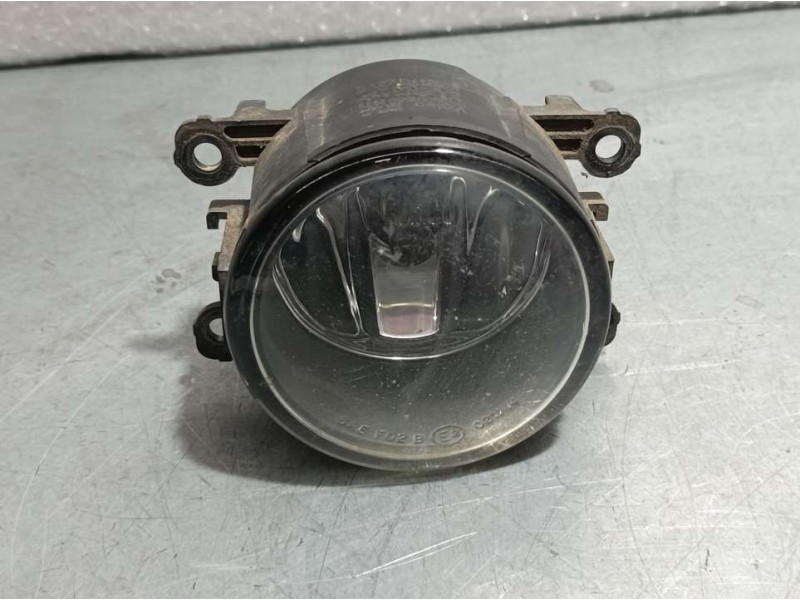 Recambio de faro antiniebla derecho para citroën c4 berlina exclusive referencia OEM IAM 9650001680 8920471 VALEO