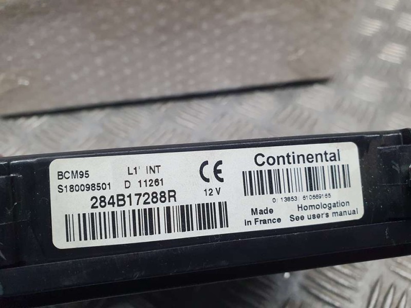 Recambio de modulo electronico para renault scenic iii dynamique referencia OEM IAM 284B17288R S180098501 CONTINENTAL
