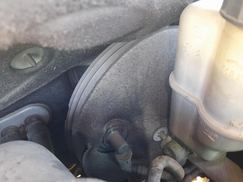 Recambio de servofreno para peugeot 508 i (8d_) 2.0 hdi referencia OEM IAM 1611244780  