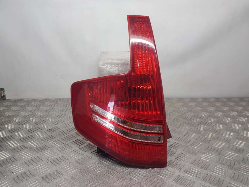 Recambio de piloto trasero izquierdo para citroën c4 berlina exclusive referencia OEM IAM 9655864080  