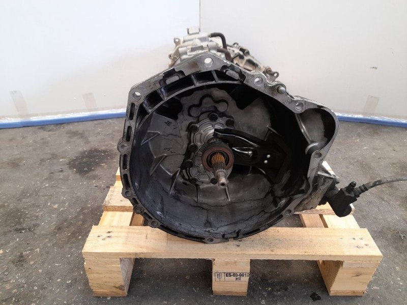 Recambio de caja cambios para ssangyong musso pick-up referencia OEM IAM G3101008200 MAD440400184 S/TRANSFER 5VELOCIDADES