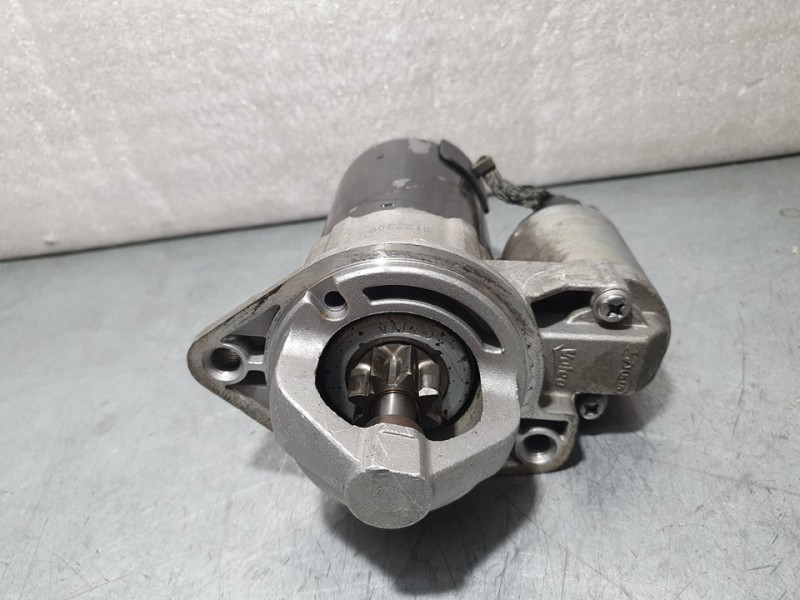 Recambio de motor arranque para hyundai i30 comfort referencia OEM IAM 361002A300 1195925 VALEO