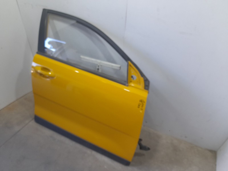 Recambio de puerta delantera derecha para kia stonic (yb) 1.2 cvvt referencia OEM IAM 76004H8401  