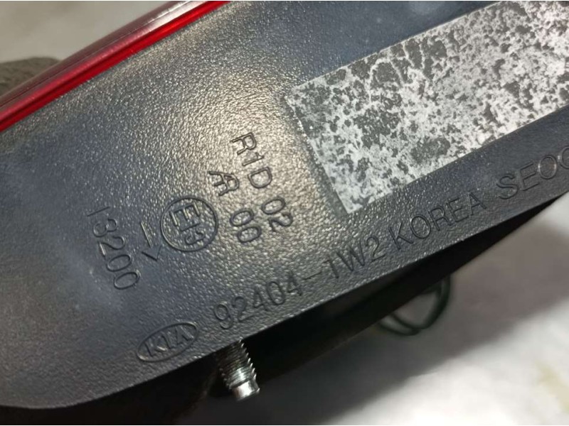 Recambio de piloto trasero derecho para kia rio concept referencia OEM IAM 924041W2  INTERIOR ROZADO