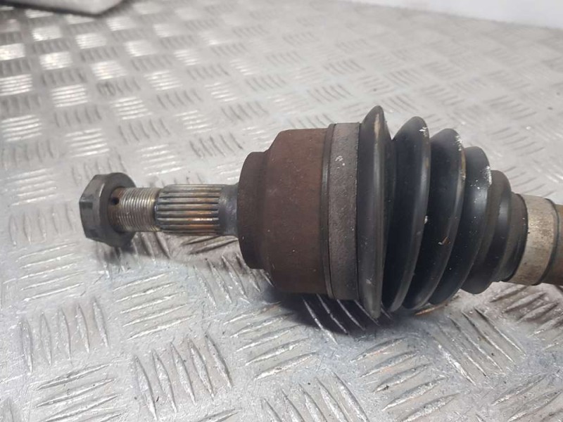 Recambio de transmision delantera izquierda para citroën c4 berlina exclusive referencia OEM IAM 9636786780  