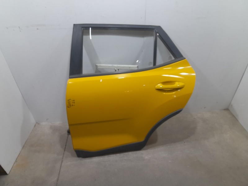 Recambio de puerta trasera izquierda para kia stonic (yb) 1.2 cvvt referencia OEM IAM 77003H8401  