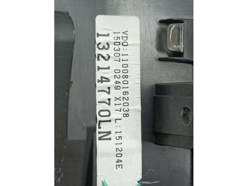 Recambio de cuadro instrumentos para opel meriva cosmo referencia OEM IAM 13214770LN 110080162038 VDO