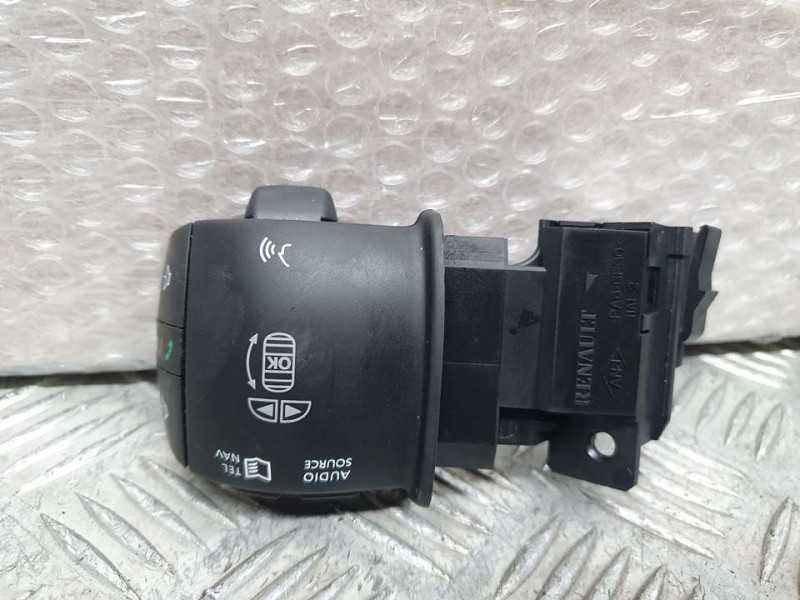 Recambio de mando multifuncion para renault scenic iii dynamique referencia OEM IAM 255520014R  