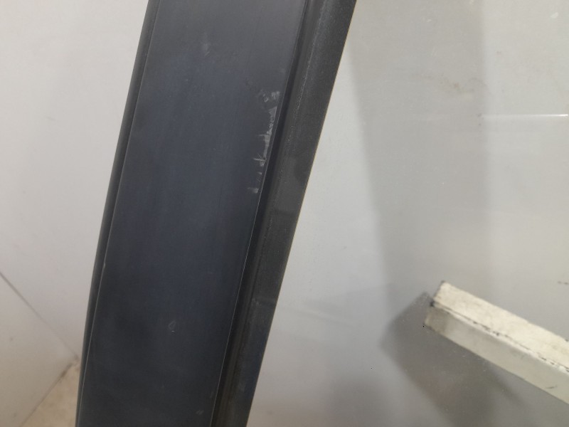 Recambio de puerta trasera izquierda para kia stonic (yb) 1.2 cvvt referencia OEM IAM 77003H8401  