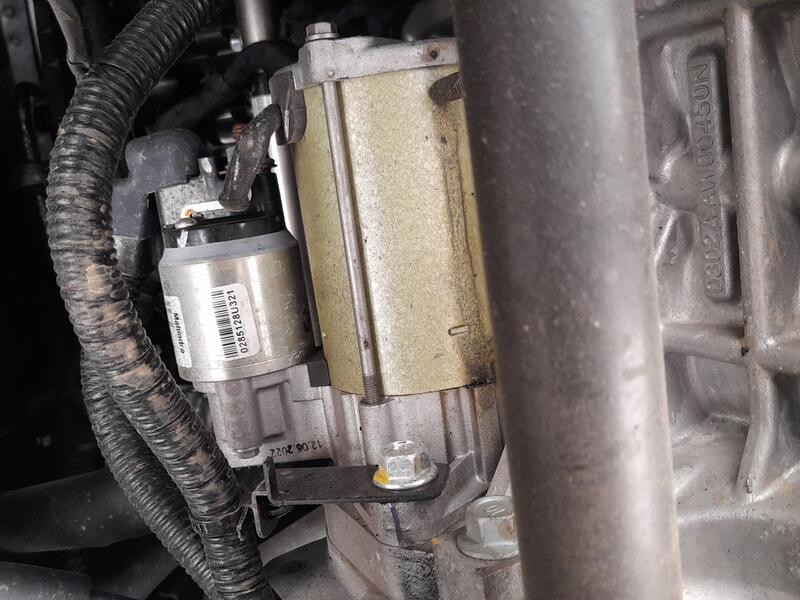 Recambio de motor arranque para ssangyong tivoli 1.2 referencia OEM IAM 1761510001  