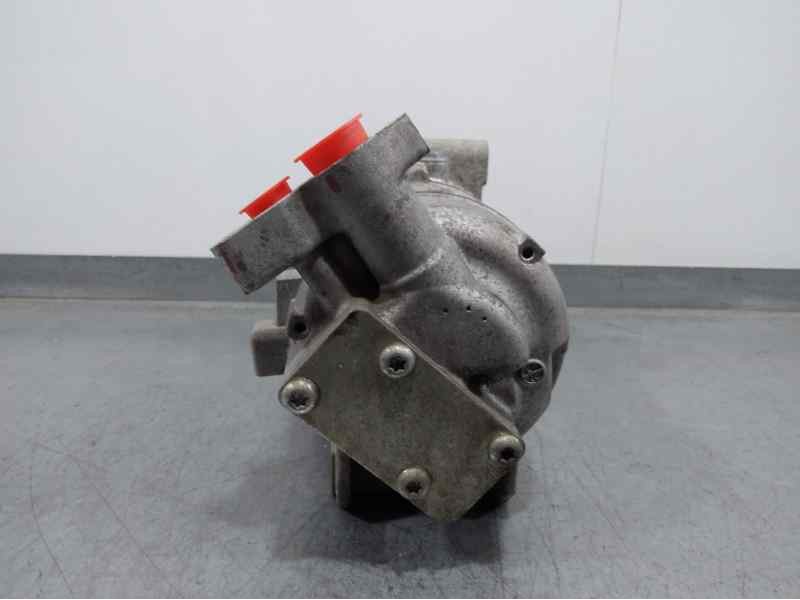 Recambio de compresor aire acondicionado para dacia sandero ambiance referencia OEM IAM F000BL0457  