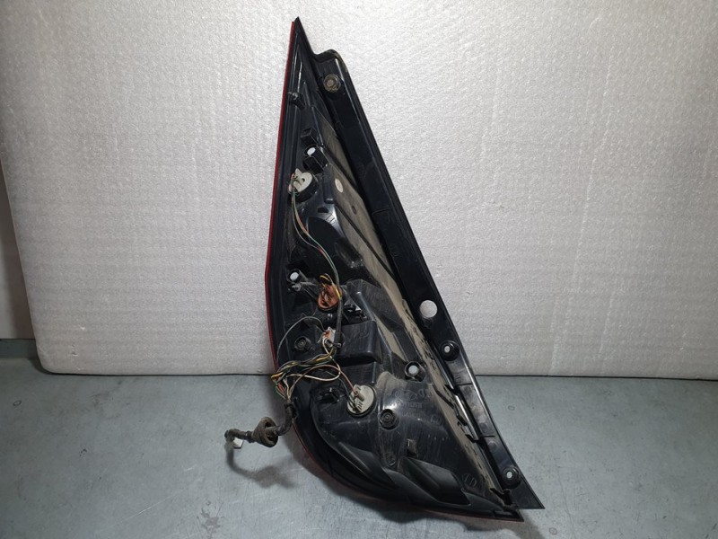 Recambio de piloto trasero derecho para hyundai i30 comfort referencia OEM IAM 924022R0  