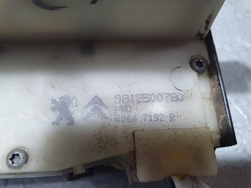 Recambio de cerradura puerta delantera derecha para peugeot 2008 (--.2013) 1.5 blue hdi referencia OEM IAM 9812500780 40647192R 