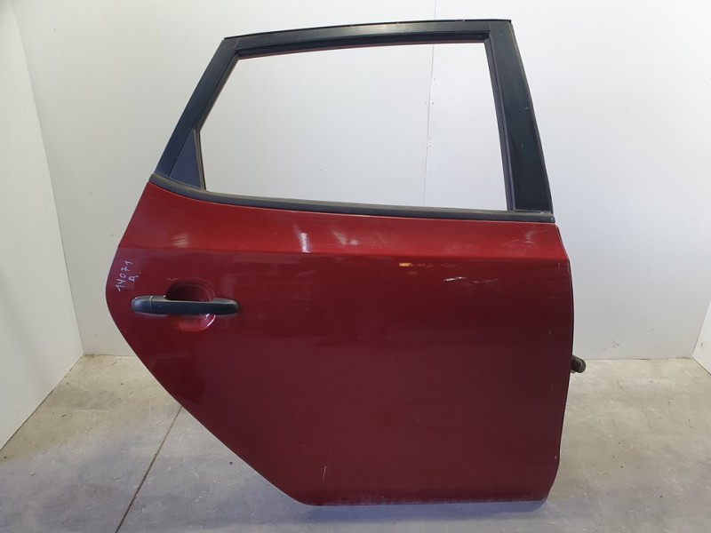 Recambio de puerta trasera derecha para hyundai i30 comfort referencia OEM IAM 770042L010  TOCADA