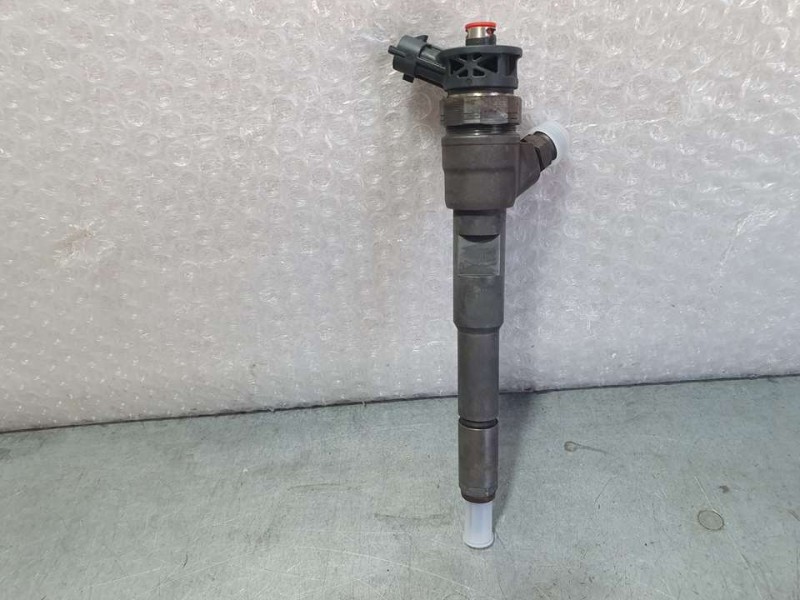 Recambio de inyector para nissan navara pick-up (d40m) double cab le 4x4 referencia OEM IAM H8201108033 0445110485 BOSCH