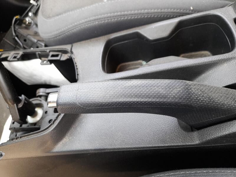 Recambio de palanca freno de mano para ssangyong tivoli 1.2 referencia OEM IAM 4910035001LBH  