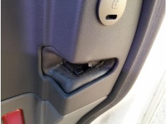 CERRADURA PUERTA DELANTERA DERECHA 8E1837016AA 