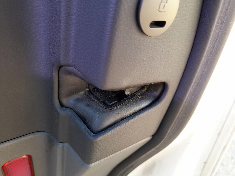 Recambio de cerradura puerta delantera derecha para seat exeo (3r2) 2.0 tdi referencia OEM IAM 8E1837016AA  