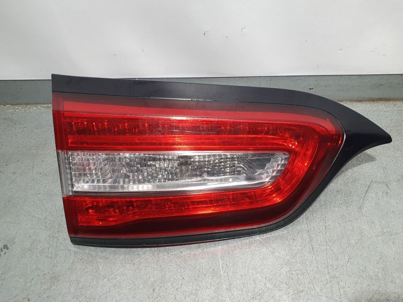 Recambio de piloto trasero izquierdo para jeep cherokee kl longitude referencia OEM IAM 68330345AA  INTERIOR