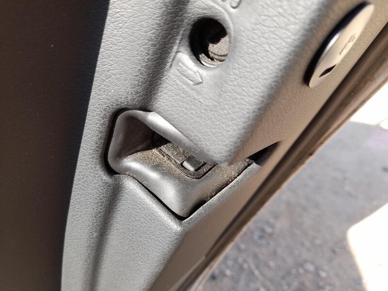 Recambio de cerradura puerta trasera derecha para seat exeo (3r2) 2.0 tdi referencia OEM IAM 8E0839016AA  