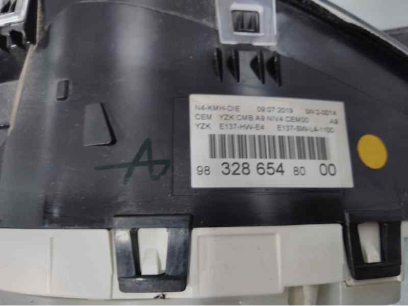 Recambio de cuadro instrumentos para peugeot 2008 (--.2013) 1.5 blue hdi referencia OEM IAM 9831955780  