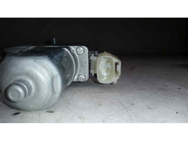 Recambio de elevalunas delantero derecho para hyundai i20 classic referencia OEM IAM  2 PINS ELECTRICO