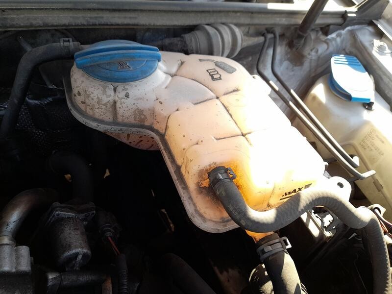 Recambio de deposito expansion para seat exeo (3r2) 2.0 tdi referencia OEM IAM 8E0121403A  