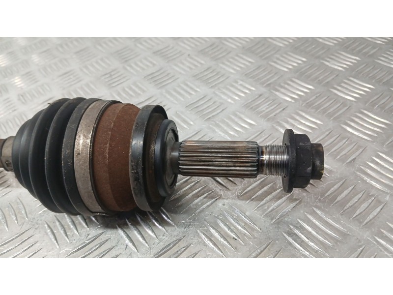 Recambio de transmision delantera derecha para kia stonic (yb) 1.2 cvvt referencia OEM IAM 49501H8050SJ  