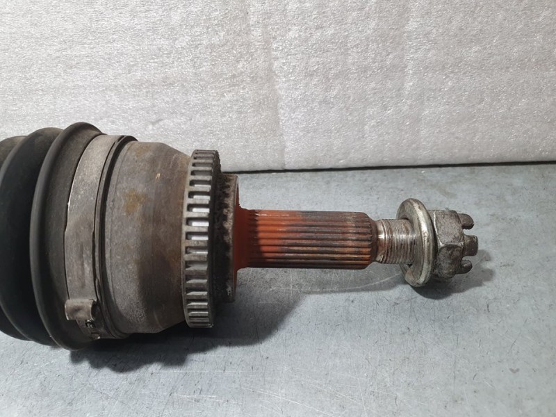 Recambio de transmision delantera izquierda para hyundai i30 comfort referencia OEM IAM SIN REF  