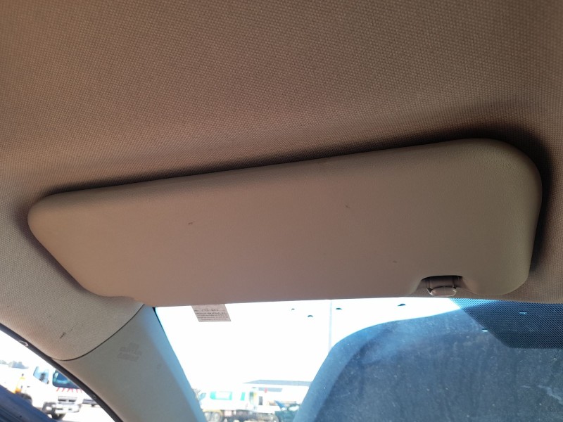 Recambio de parasol izquierdo para toyota auris (_e18_) 1.4 d-4d (nde180_) referencia OEM IAM 743200D600B1  