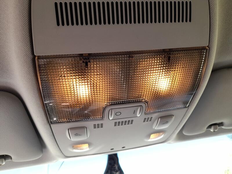 Recambio de luz interior para seat exeo (3r2) 2.0 tdi referencia OEM IAM 8E0947135D  