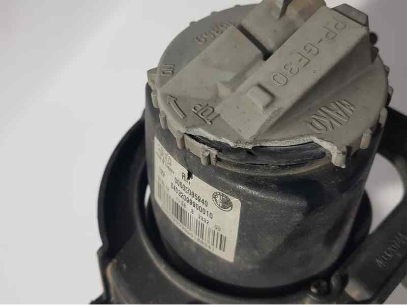 Recambio de faro antiniebla derecho para alfa romeo mito (145) junior referencia OEM IAM 00505085940 04032099900010 MAKO