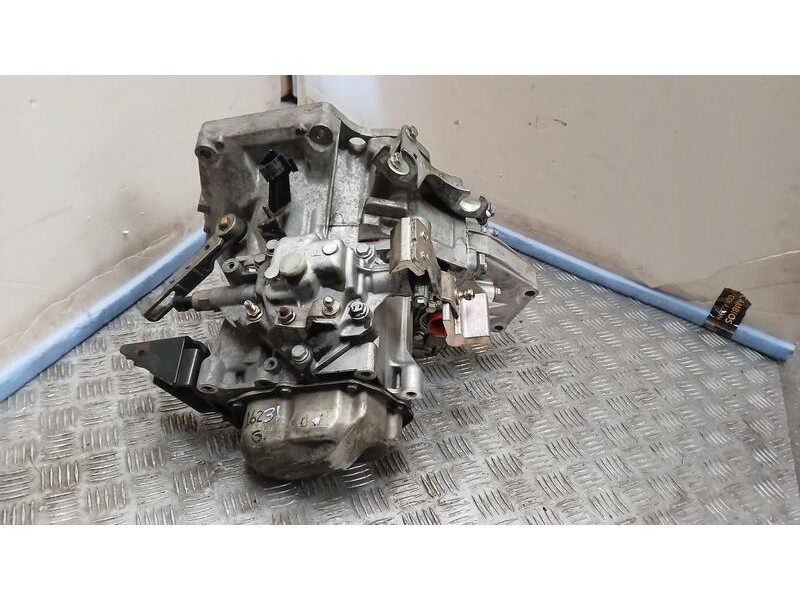 Recambio de caja cambios para ford ka (ccu) titanium referencia OEM IAM RMDS517002DA 3510717 5VELOCIDADES