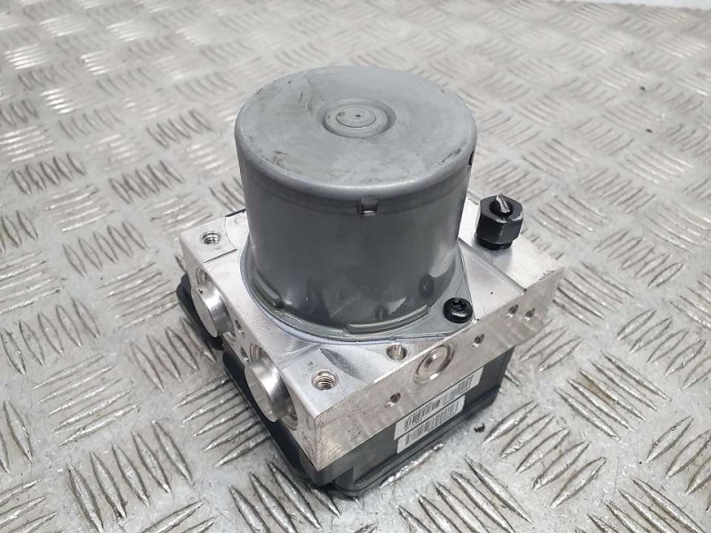 Recambio de abs para hyundai i20 essence referencia OEM IAM 58920C8280 C858924550 MOBIS