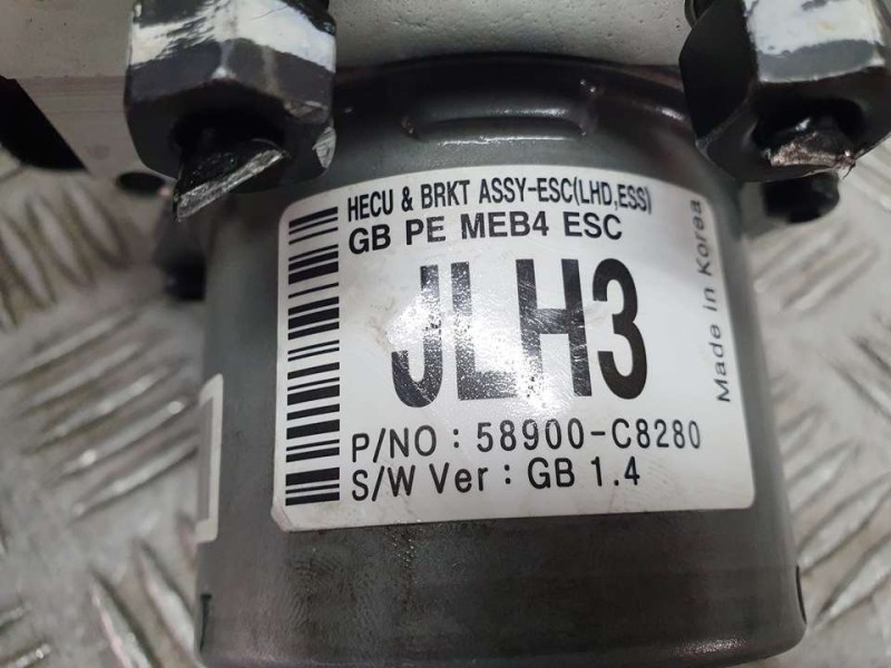 Recambio de abs para hyundai i20 essence referencia OEM IAM 58920C8280 C858924550 MOBIS